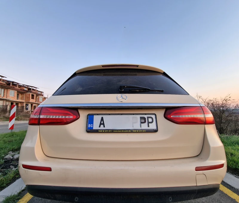 Mercedes-Benz E 220 E220, снимка 7 - Автомобили и джипове - 52269121