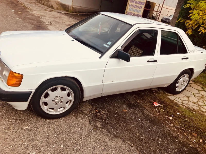 Mercedes-Benz C 180 Мерцедес w201-190, снимка 7 - Автомобили и джипове - 52261783