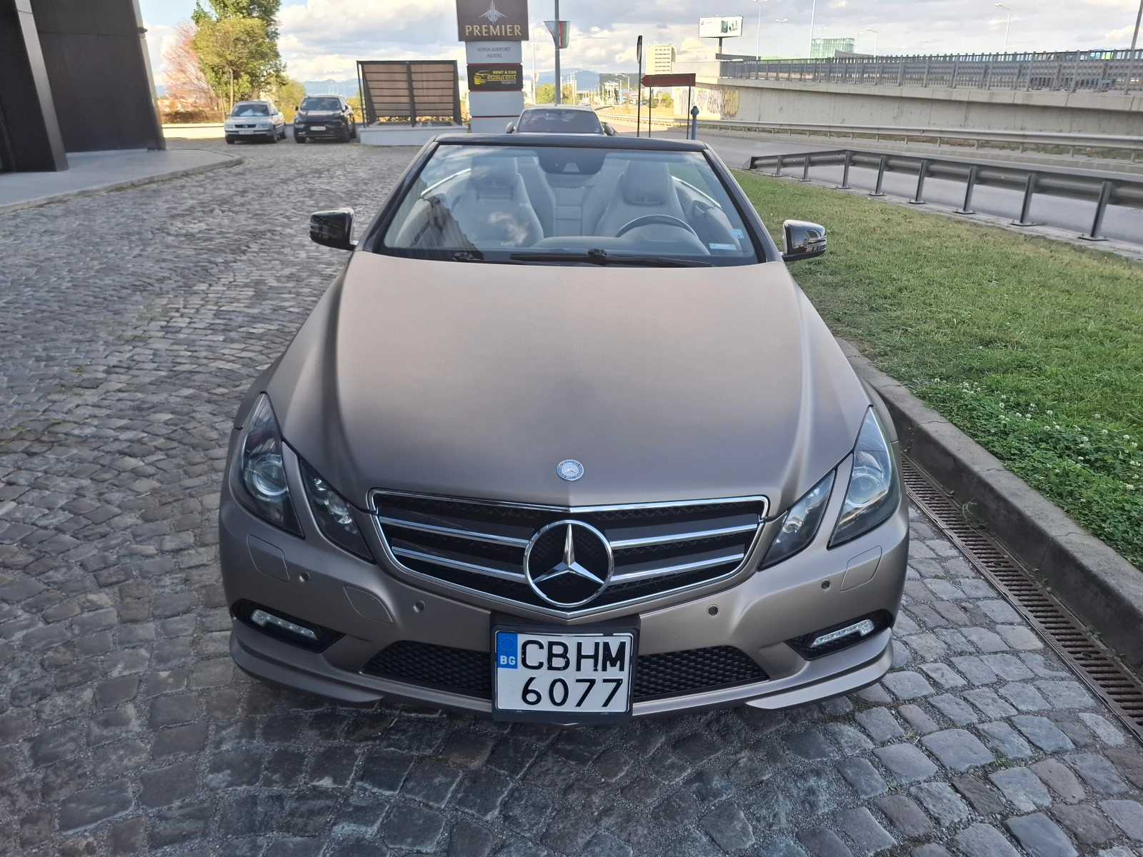 Mercedes-Benz E 350 Cabrio AMG package, снимка 1