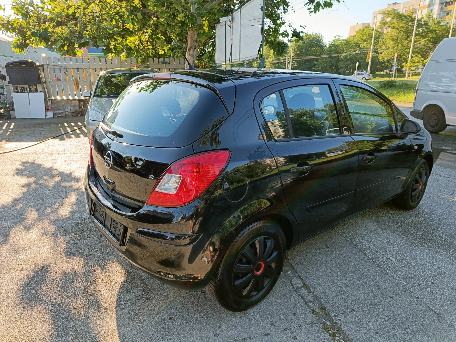 Opel Corsa 1.2 BARTER 80 - изображение 4