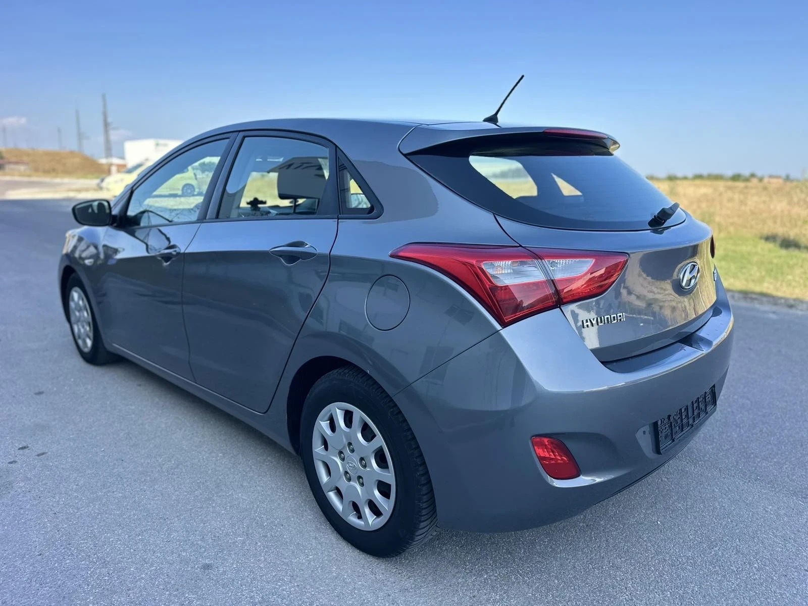 Hyundai I30 1.4 Верига 6скорости - изображение 4