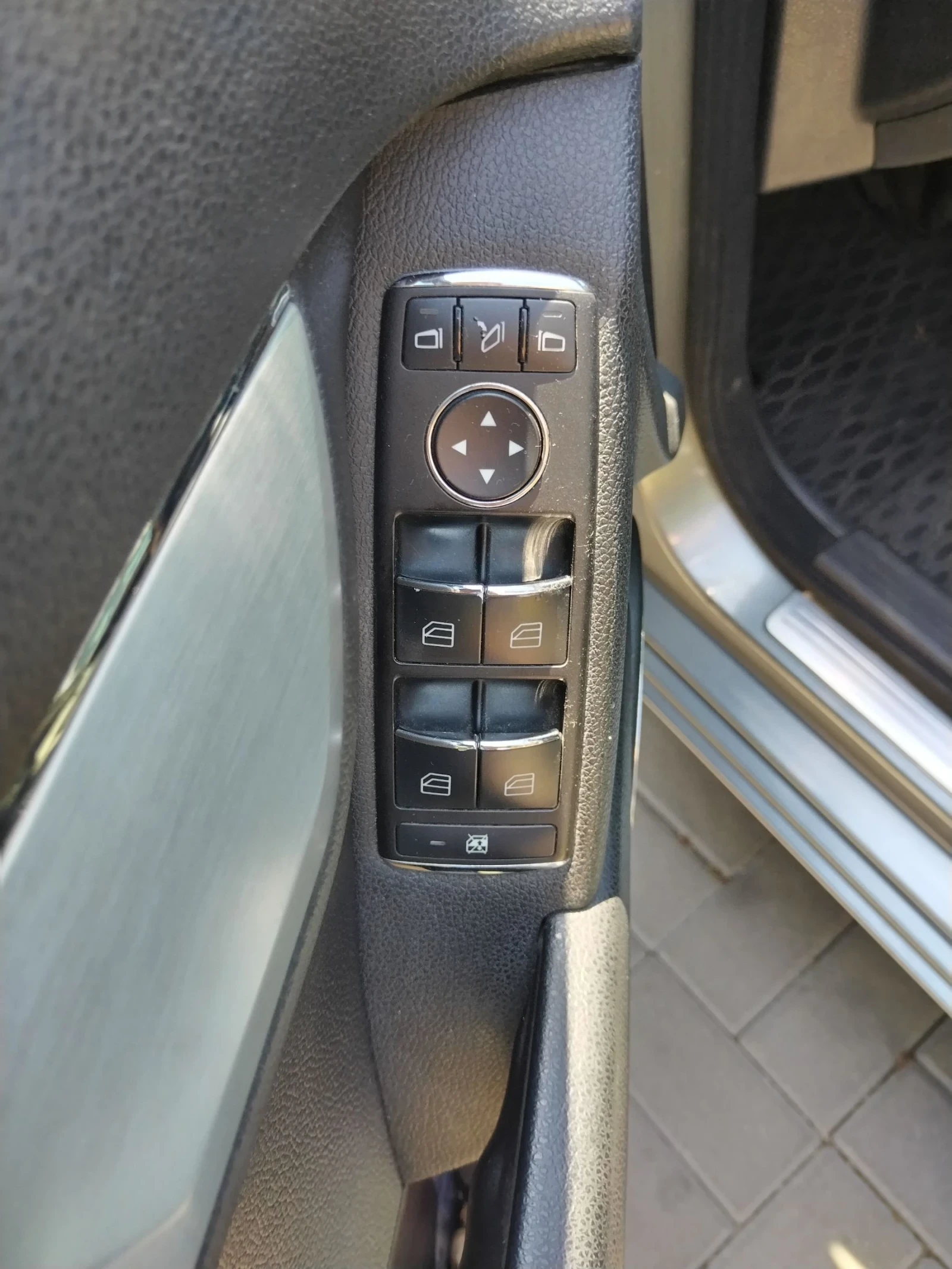 Mercedes-Benz C 220  - изображение 10