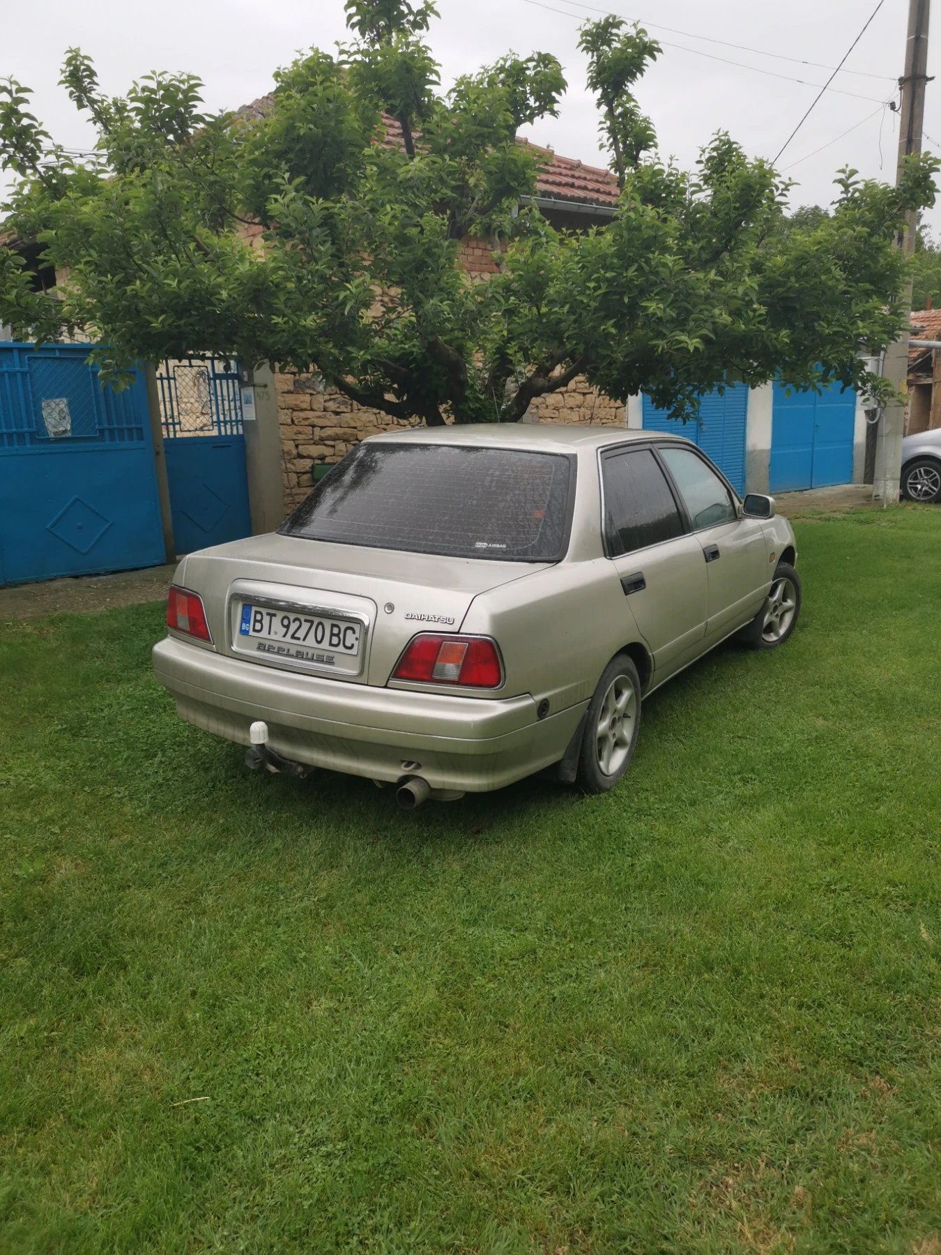 Daihatsu Applause 1.6 - изображение 2