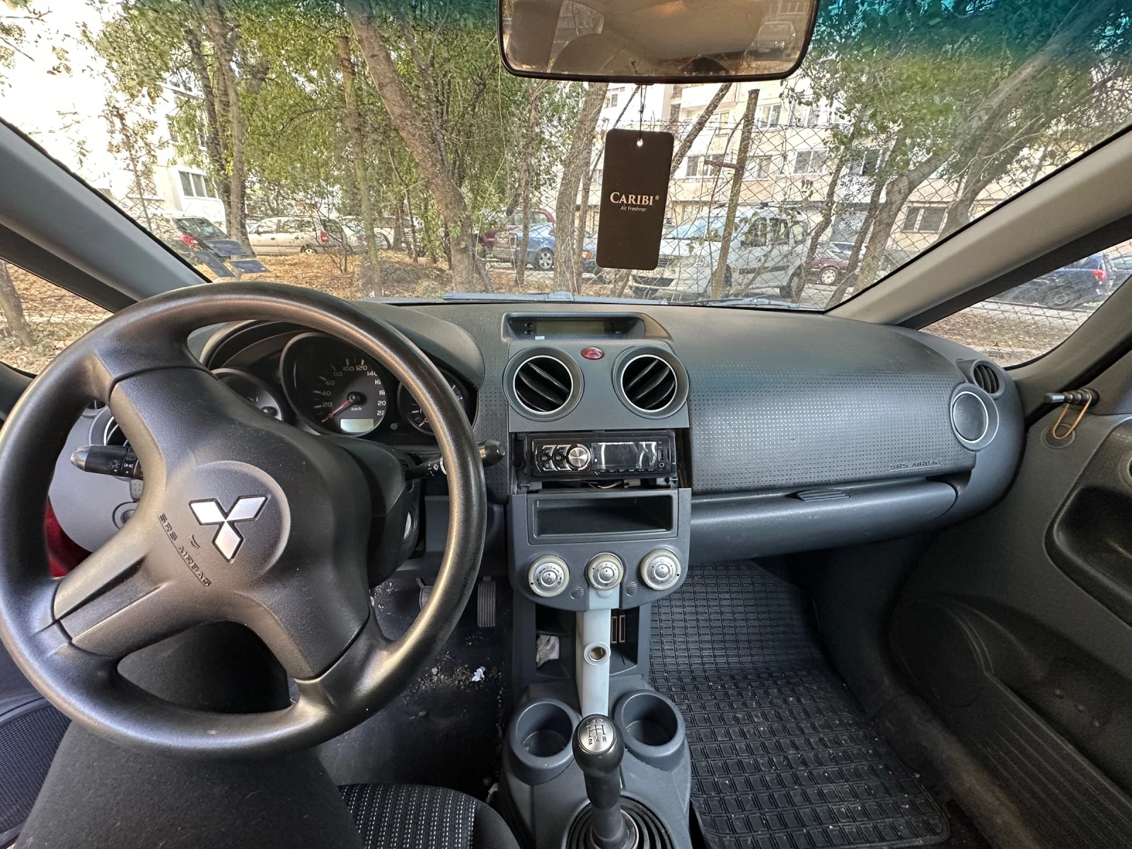 Mitsubishi Colt 1.1 2008 - изображение 6