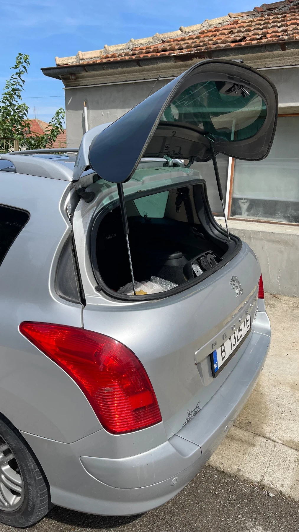 Peugeot 308 SW 1.6 - изображение 10