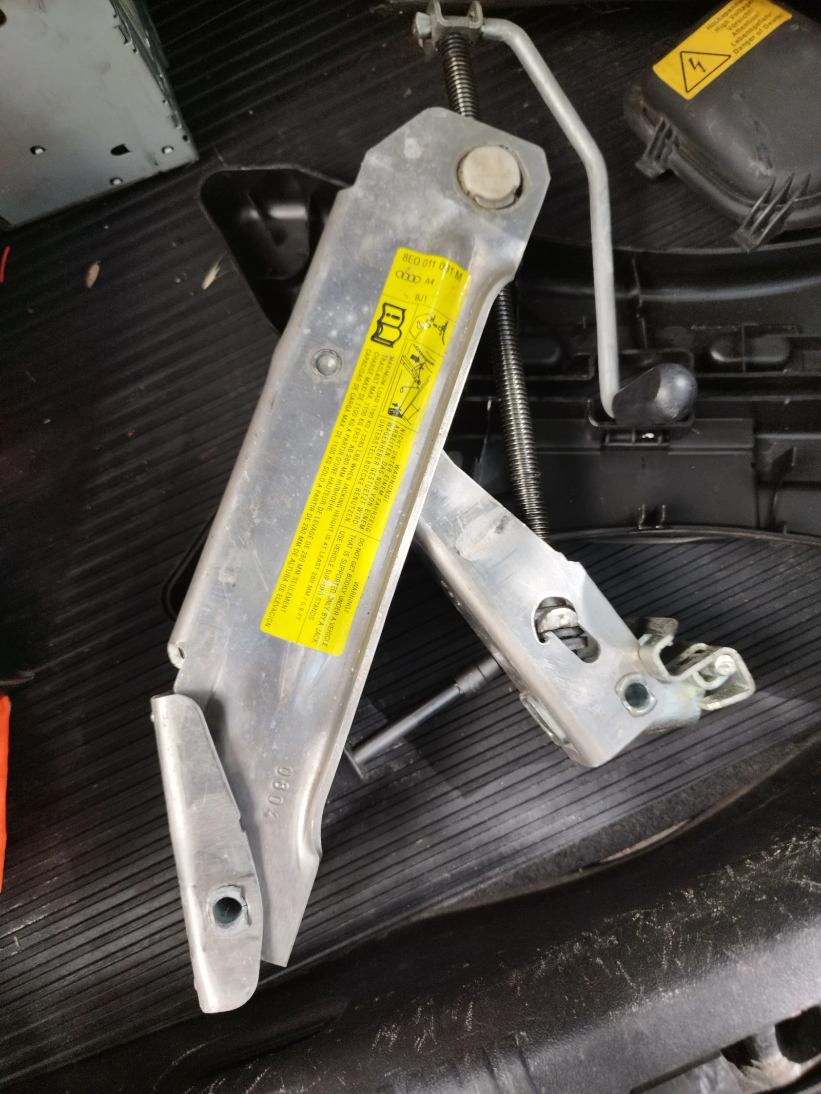 Audi A4  - изображение 5