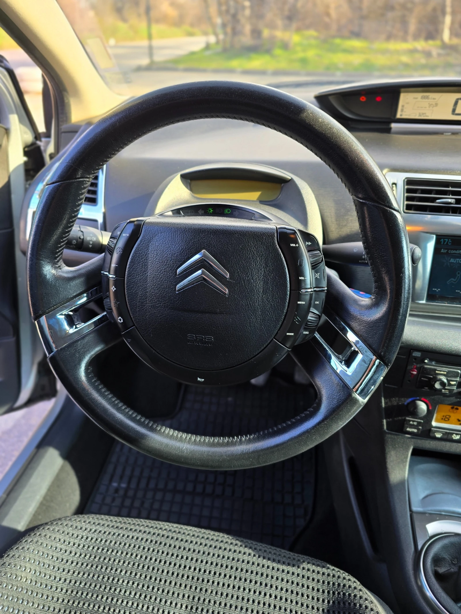 Citroen C4 VTR+ JBL NAVI 6 ск. EURO4, снимка 5 - Автомобили и джипове - 53756538