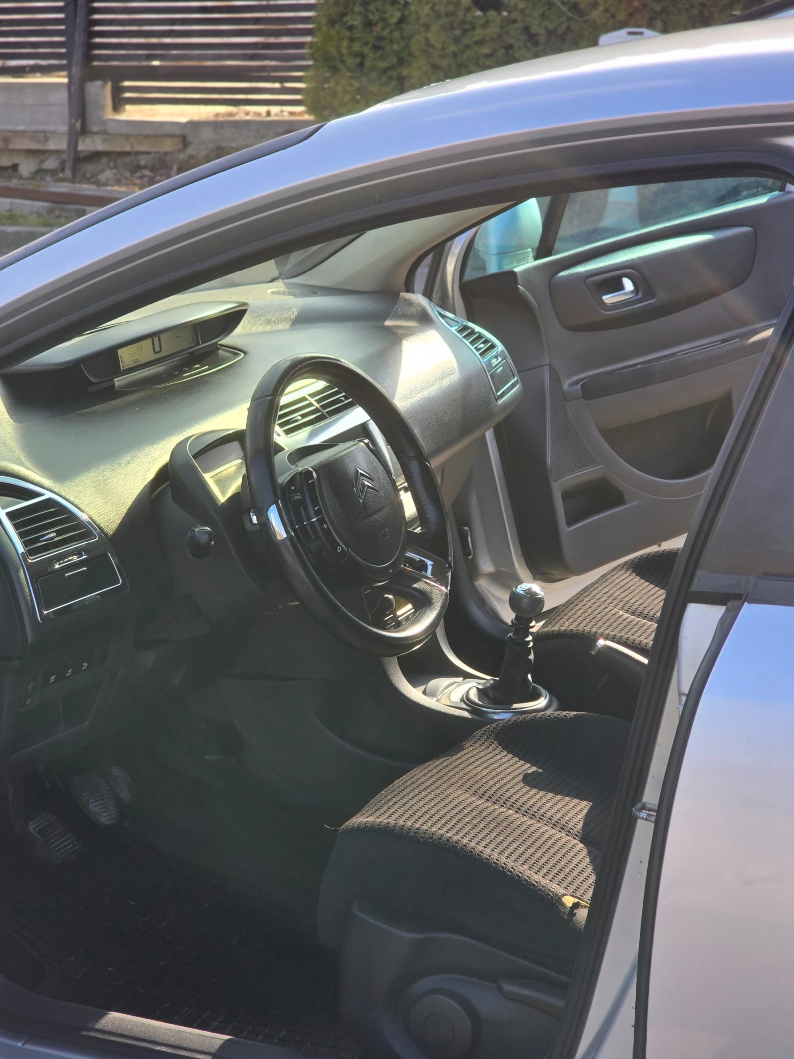 Citroen C4 VTR+ JBL NAVI 6 ск. EURO4, снимка 2 - Автомобили и джипове - 53756538