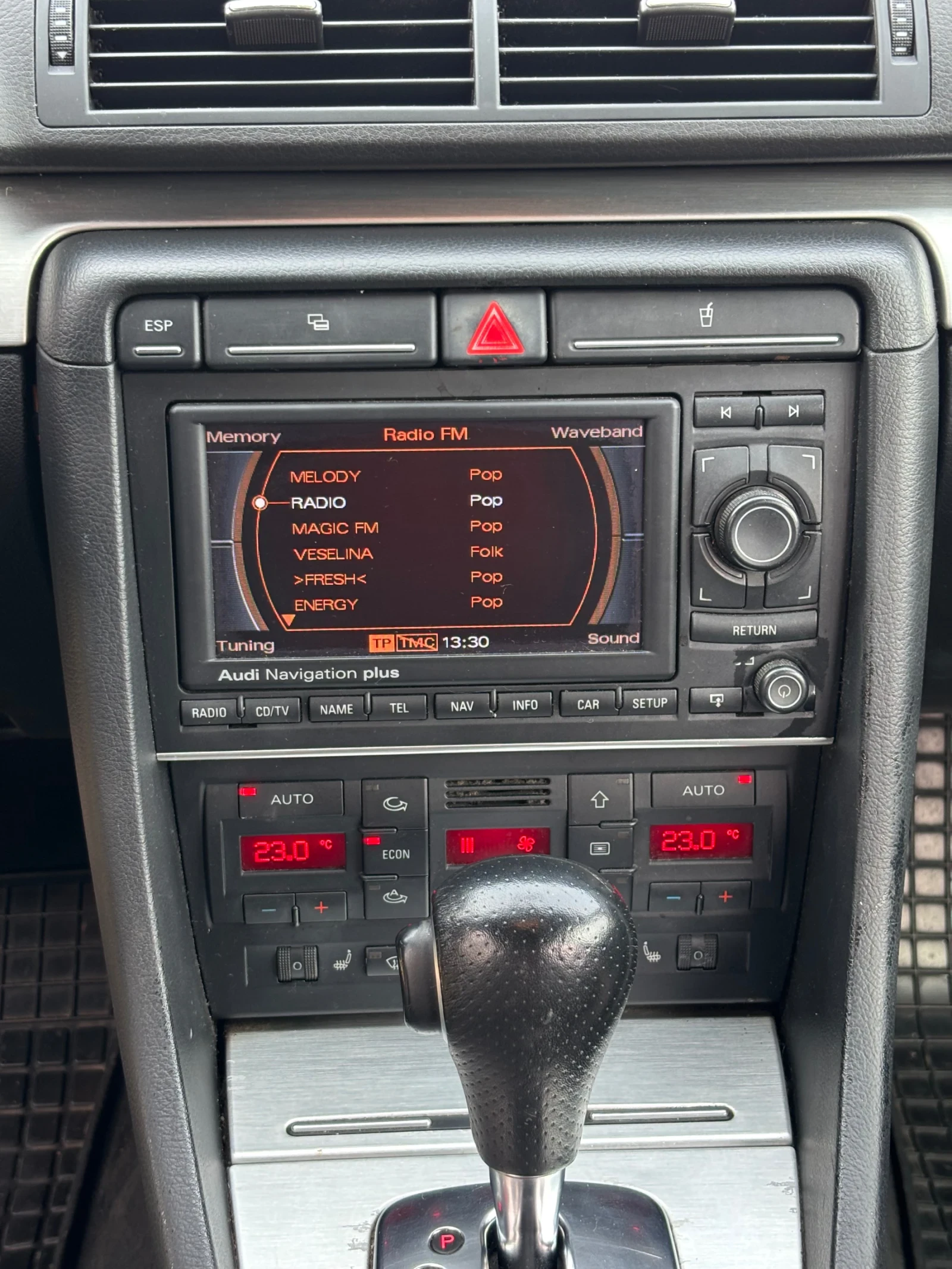 Audi A4 S line quattro, снимка 8 - Автомобили и джипове - 53770839