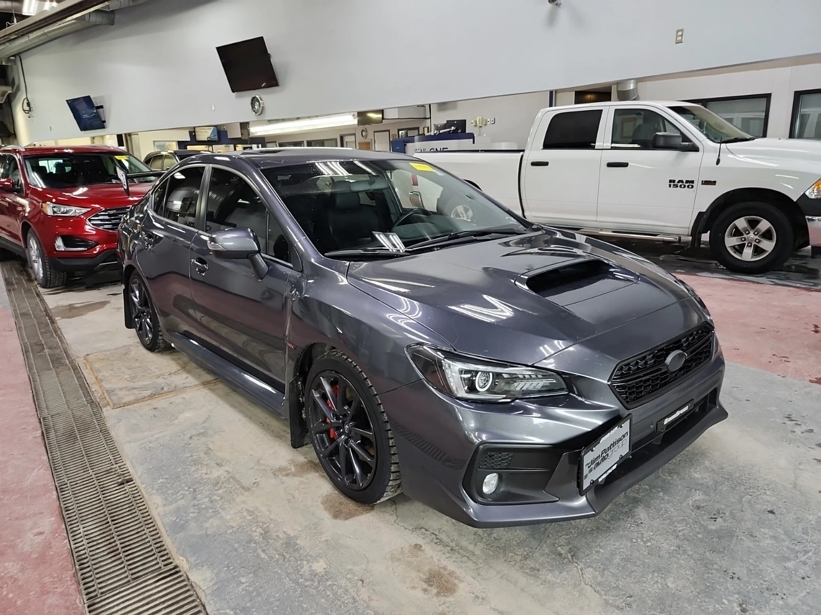 Subaru WRX * * CARFAX * * АВТО КРЕДИТ * * , снимка 2 - Автомобили и джипове - 53890690
