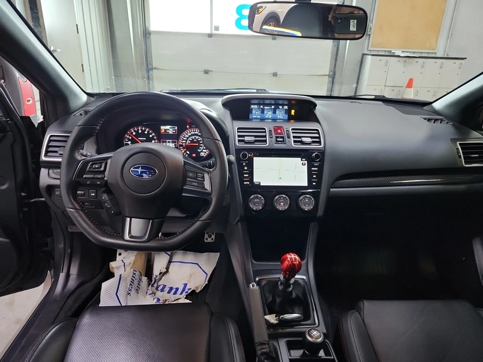 Subaru WRX * * CARFAX * * АВТО КРЕДИТ * * , снимка 4 - Автомобили и джипове - 53890690
