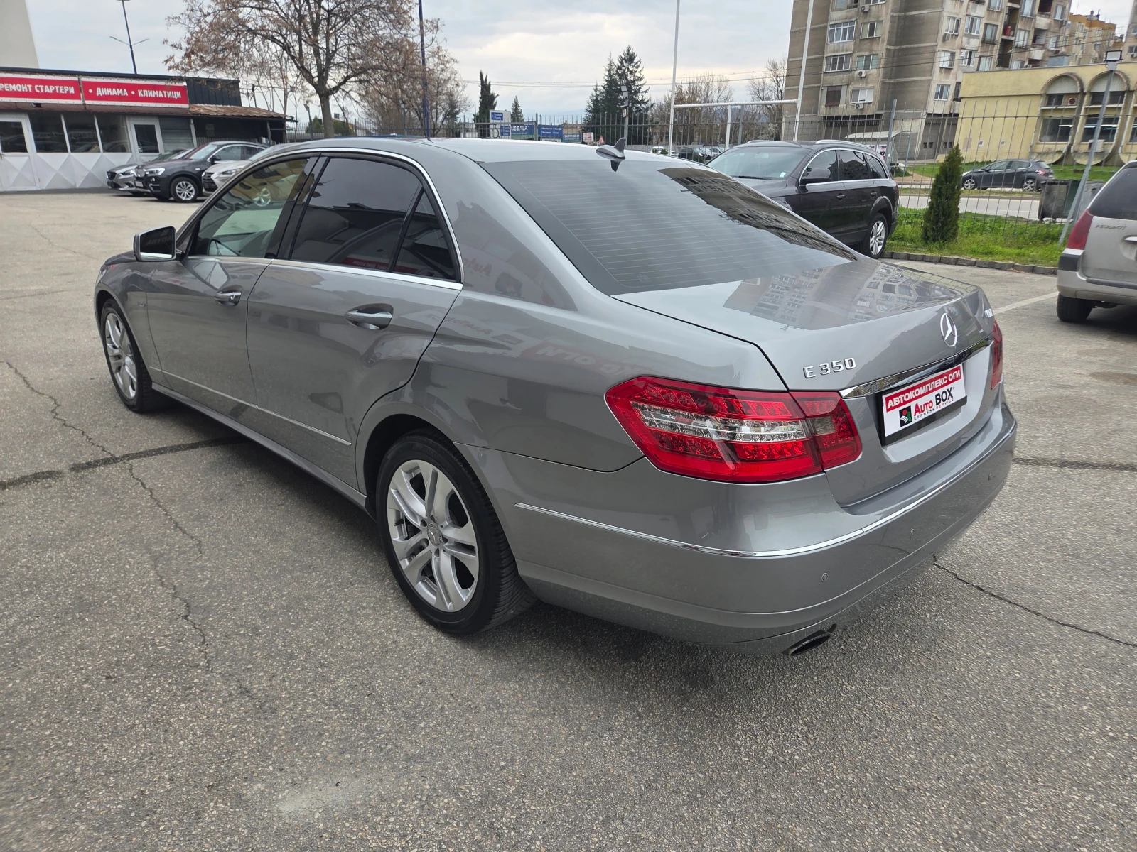 Mercedes-Benz E 350 CDI-Avantgarde, снимка 3 - Автомобили и джипове - 53903780