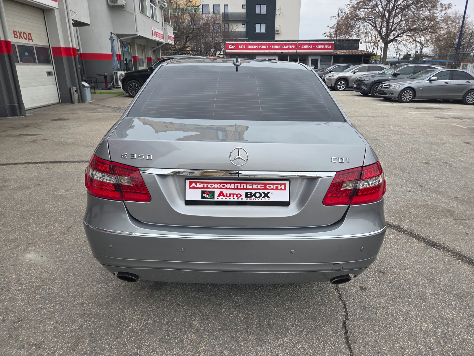 Mercedes-Benz E 350 CDI-Avantgarde, снимка 4 - Автомобили и джипове - 53903780