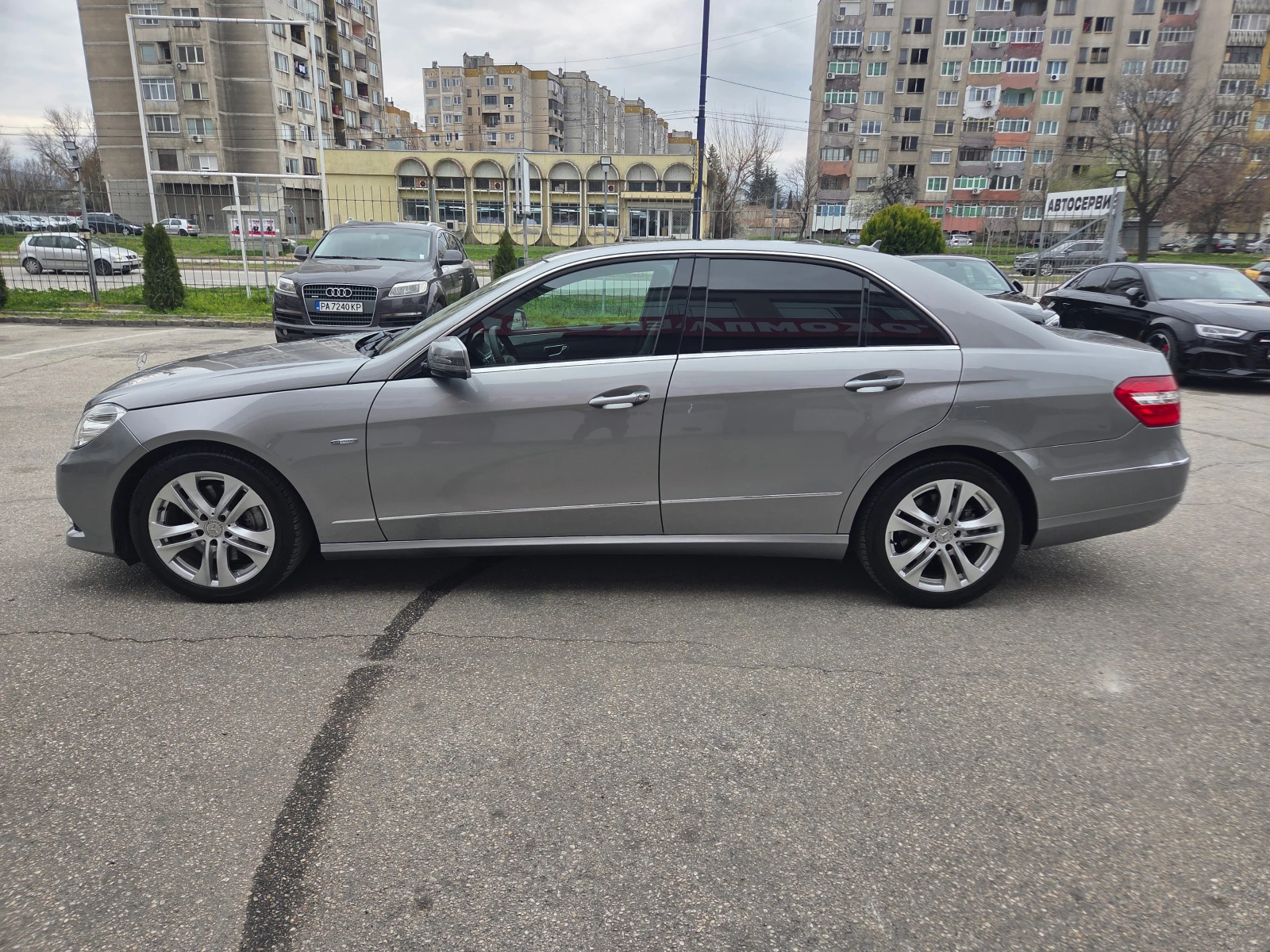 Mercedes-Benz E 350 CDI-Avantgarde, снимка 2 - Автомобили и джипове - 53903780