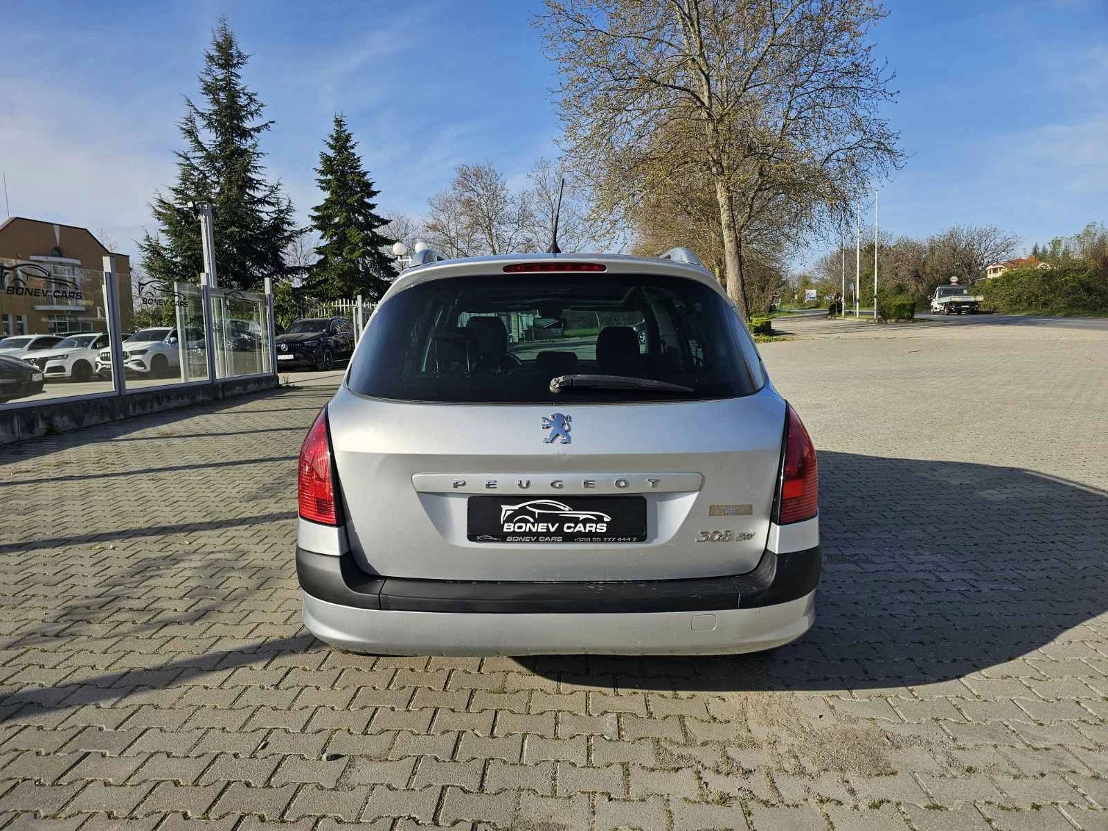 Peugeot 308 SW 1.6HDI ОБСЛУЖЕН, снимка 6 - Автомобили и джипове - 54223791