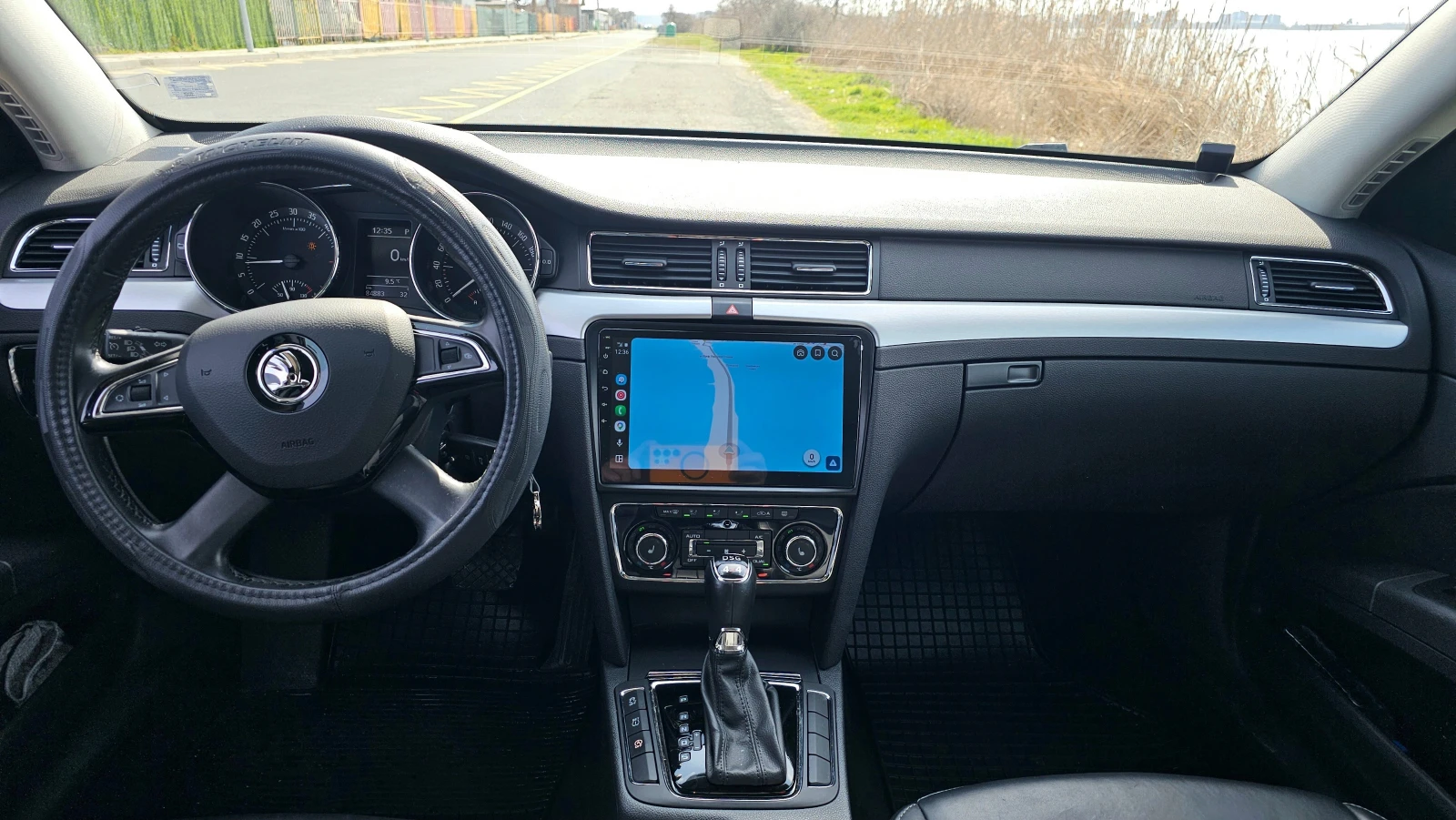 Skoda Superb, снимка 8 - Автомобили и джипове - 54494217