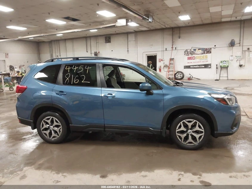 Subaru Forester 2.5l Premium, снимка 13 - Автомобили и джипове - 54622474