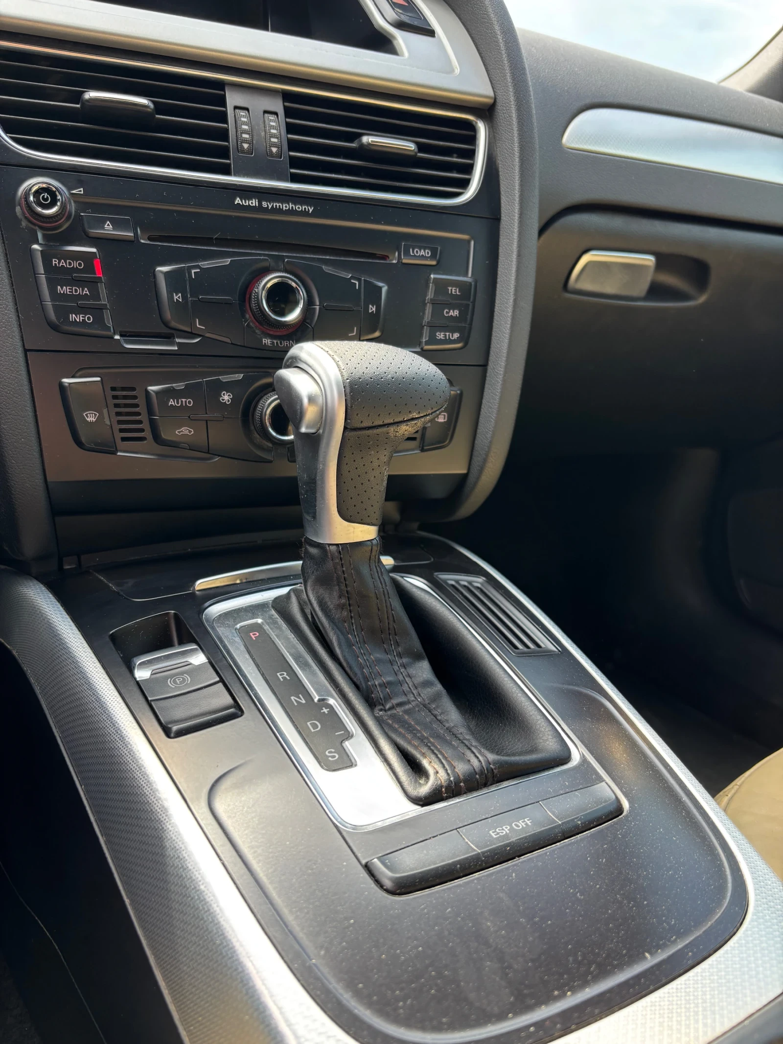 Audi A4 2000, снимка 11 - Автомобили и джипове - 54716120