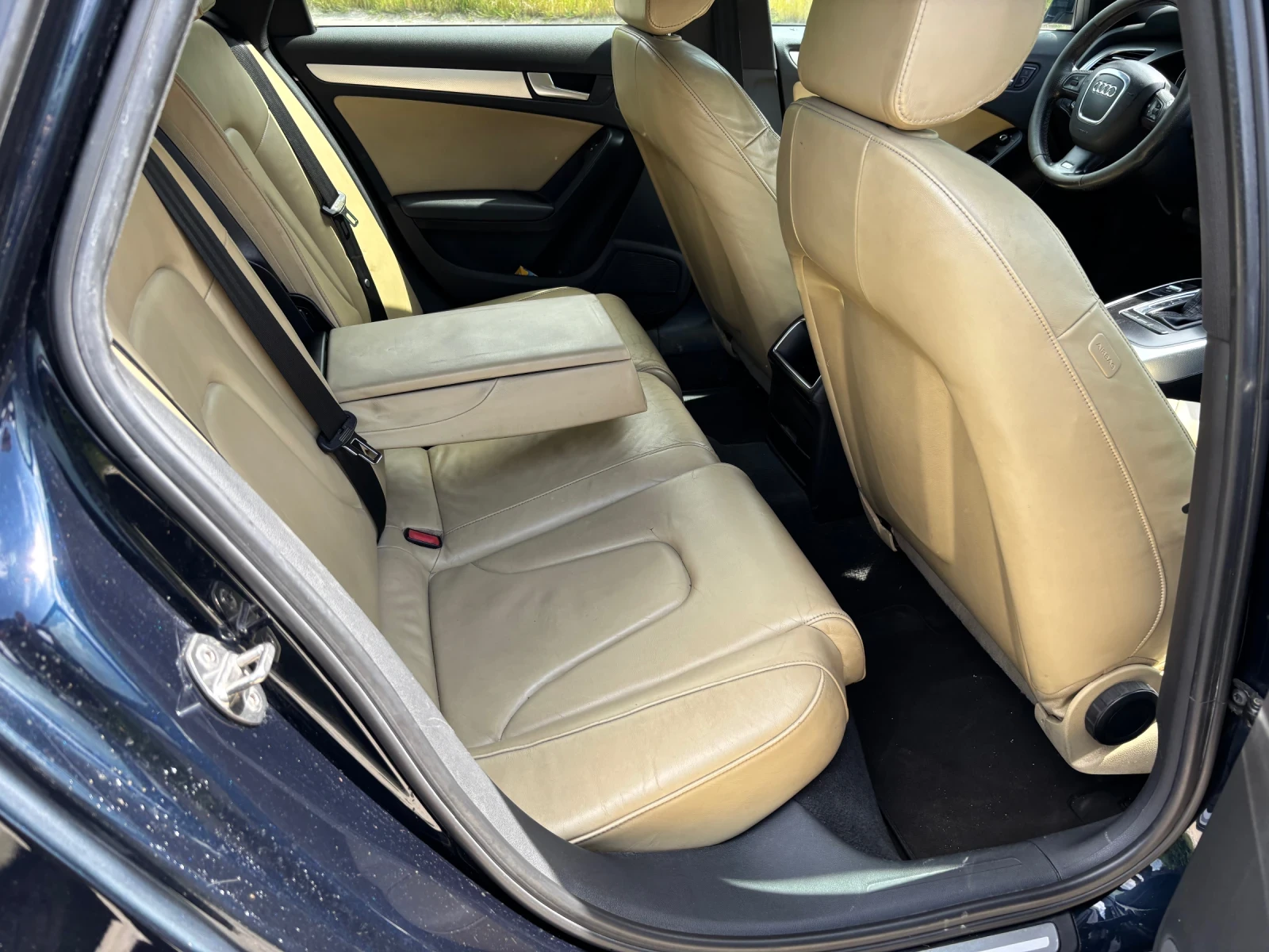 Audi A4 2000, снимка 10 - Автомобили и джипове - 54716120