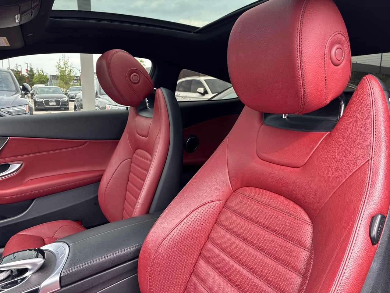 Mercedes-Benz C 300 COUPE 4MATIC/ПАНОРАМА/ПОДГРЕВИ, снимка 10 - Автомобили и джипове - 54804451
