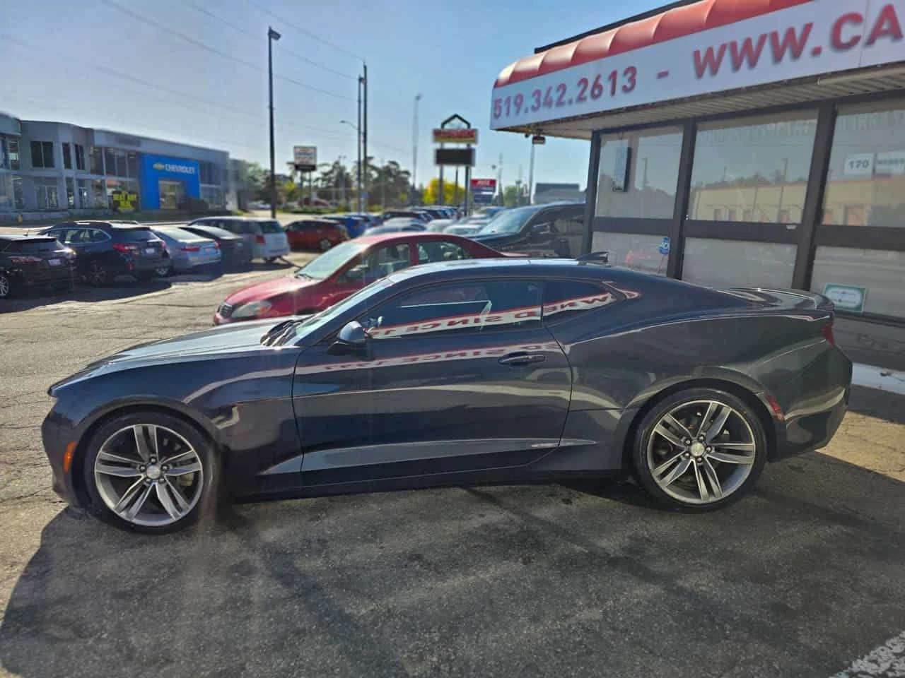 Chevrolet Camaro * 1LS MANUAL | RS | Backup Camera * CARFAX * ЦЕНА , снимка 2 - Автомобили и джипове - 54837730