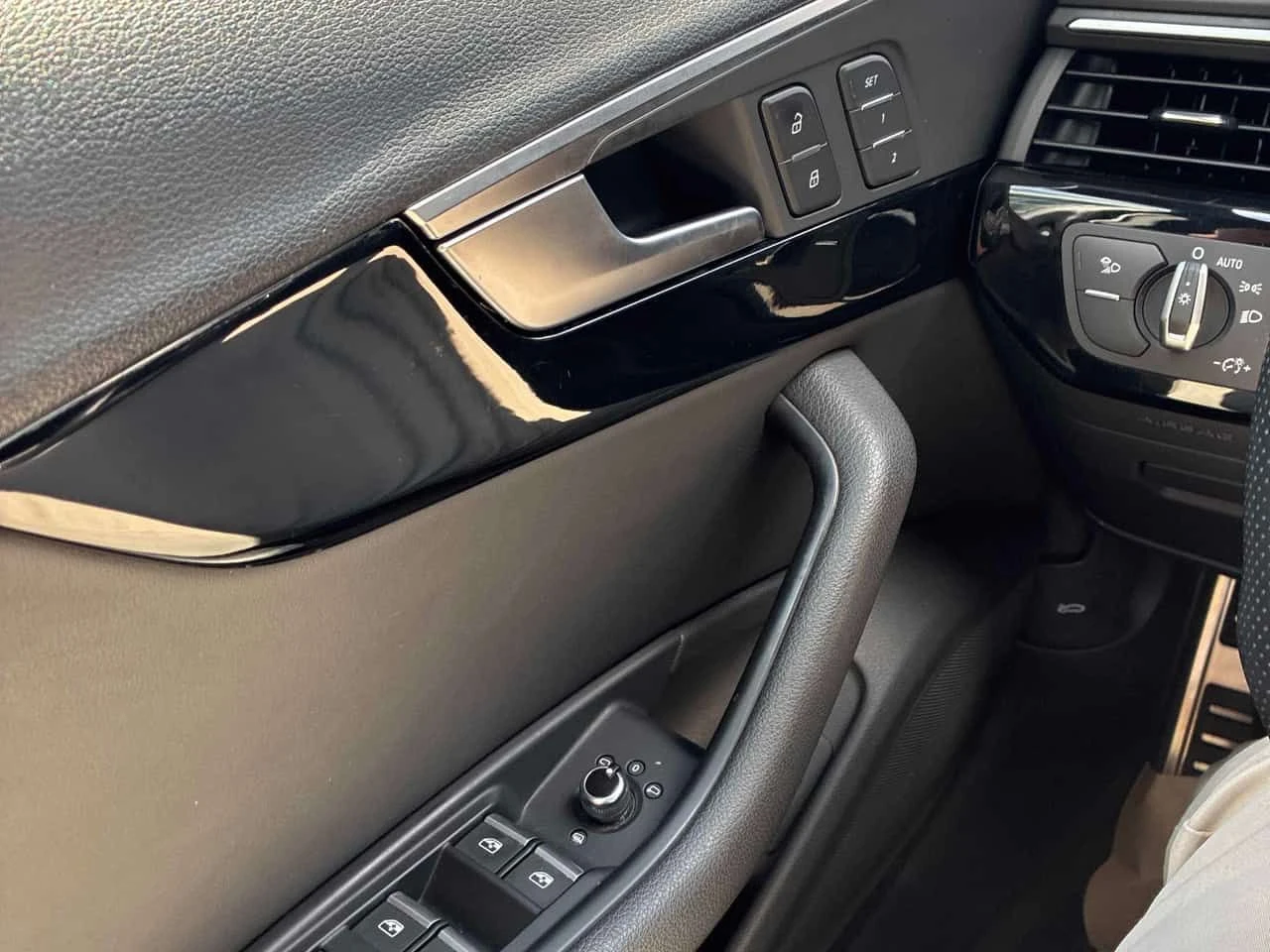 Audi A4 QUATTRO * FULL S LINE* ДИСТРОНИК* DIGITAL* ПАНОРАМ, снимка 11 - Автомобили и джипове - 55024166