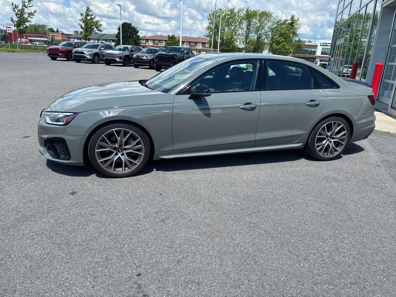 Audi A4 QUATTRO * FULL S LINE* ДИСТРОНИК* DIGITAL* ПАНОРАМ, снимка 3 - Автомобили и джипове - 55024166