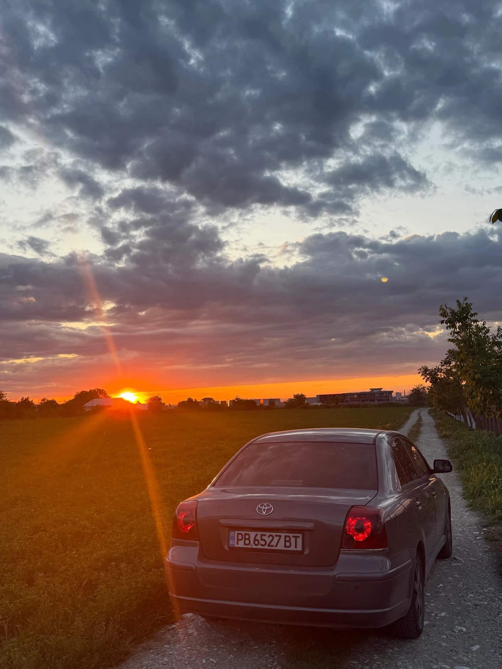 Toyota Avensis, снимка 5 - Автомобили и джипове - 55343046