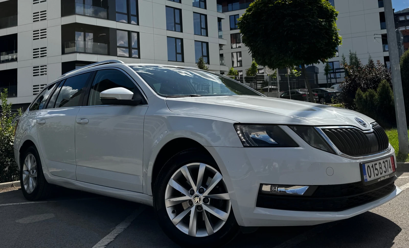 Skoda Octavia TGI* Full Led, снимка 3 - Автомобили и джипове - 55968686