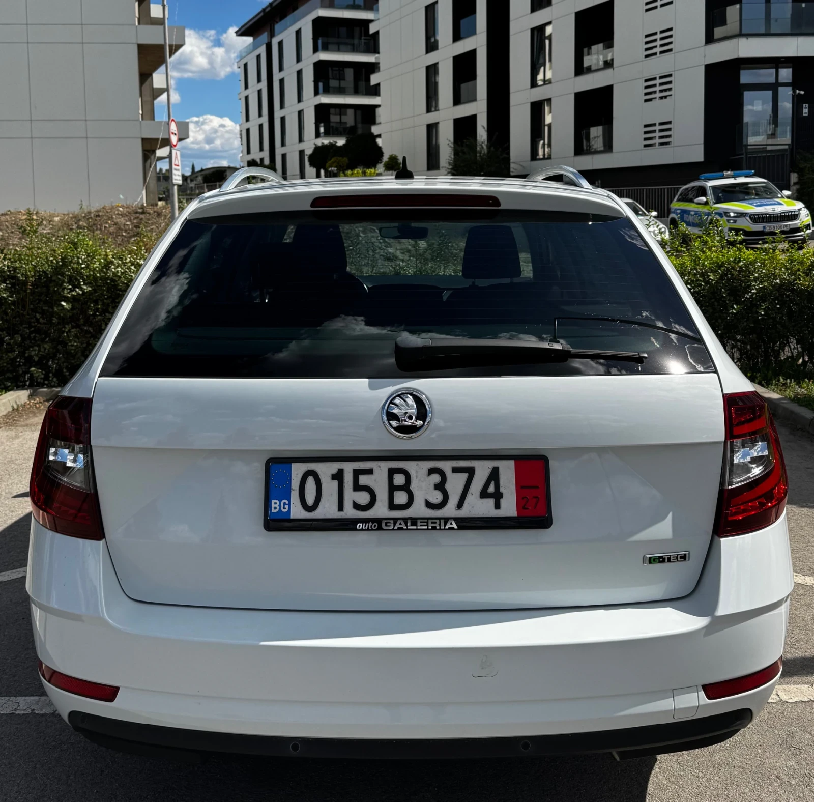 Skoda Octavia TGI* Full Led, снимка 9 - Автомобили и джипове - 55968686