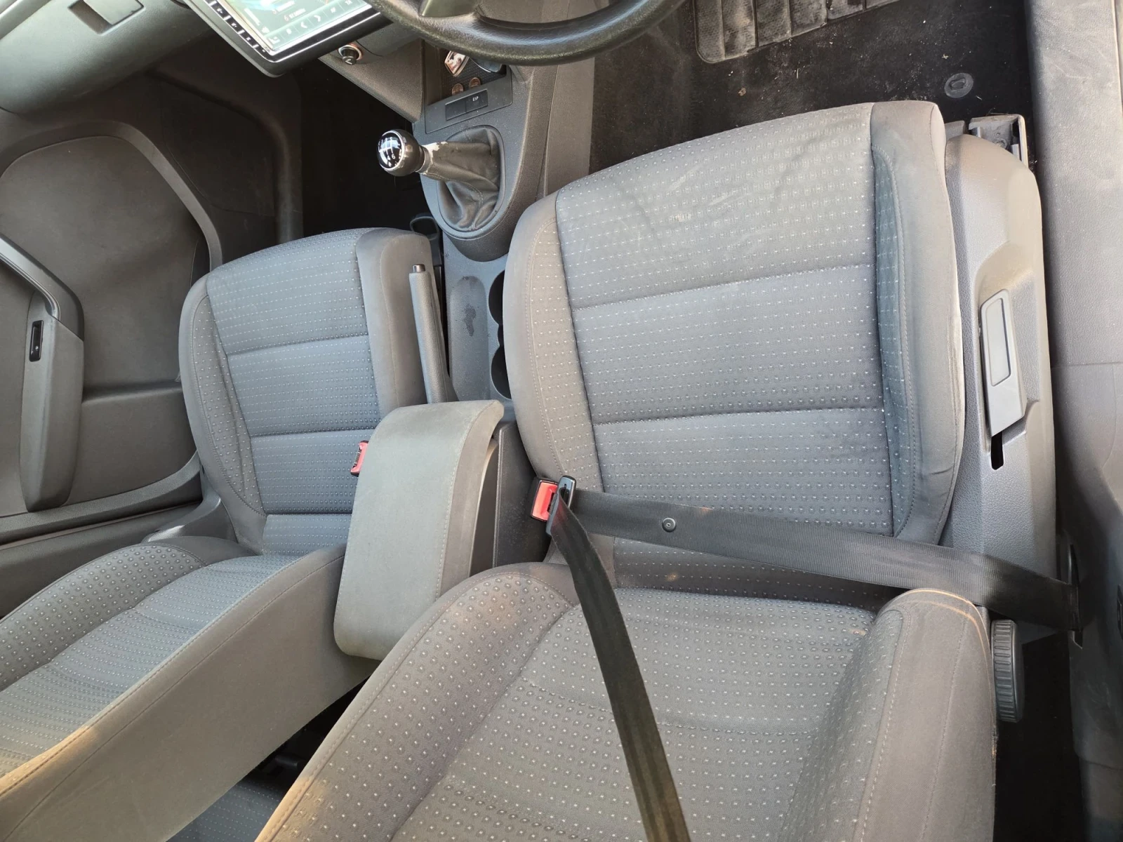 VW Touran 2000, снимка 15 - Автомобили и джипове - 56728506