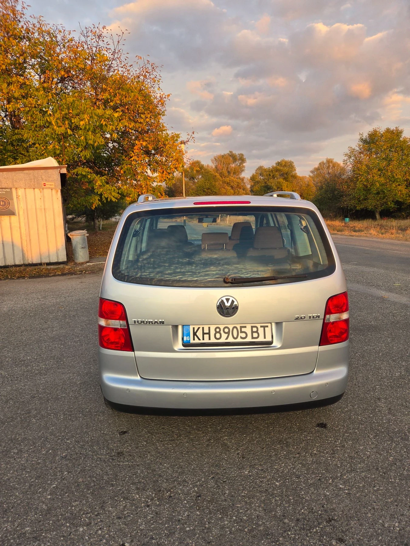 VW Touran 2000, снимка 3 - Автомобили и джипове - 56728506