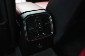 Porsche Macan 2.0* BOSE* CHRONO* 360 КАМЕРИ* ПАНО* КРАЙНА ЦЕНА, снимка 12