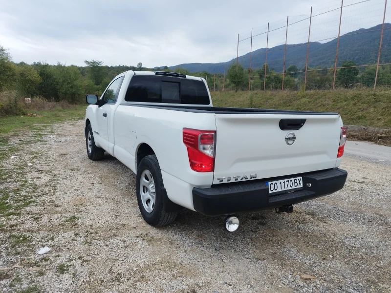 Nissan Titan king 5.6 V8, снимка 10 - Автомобили и джипове - 47313537