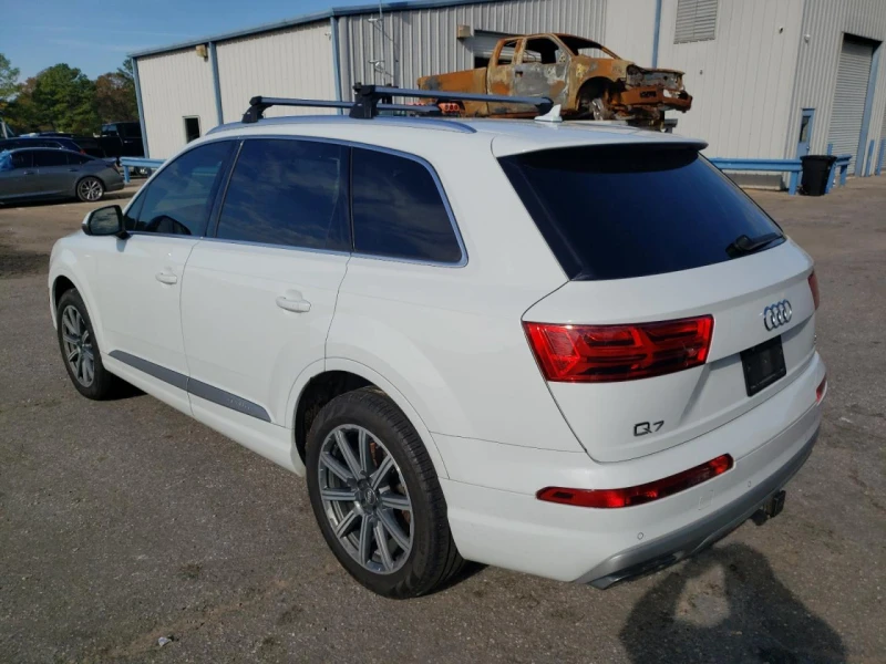 Audi Q7 PREMIUMPLUS* PANO* DISTRONIC* ПОДГРЕВ* ОБДУХ* 360, снимка 3 - Автомобили и джипове - 48360539