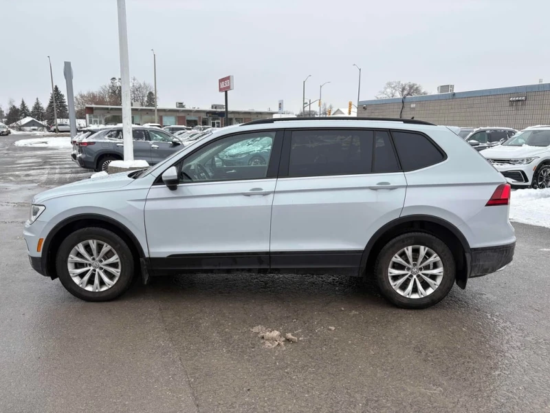 VW Tiguan * Trendline * CARFAX * БЕЗ ПЪРВОНАЧАЛНА ВНОСКА, снимка 2 - Автомобили и джипове - 53021255