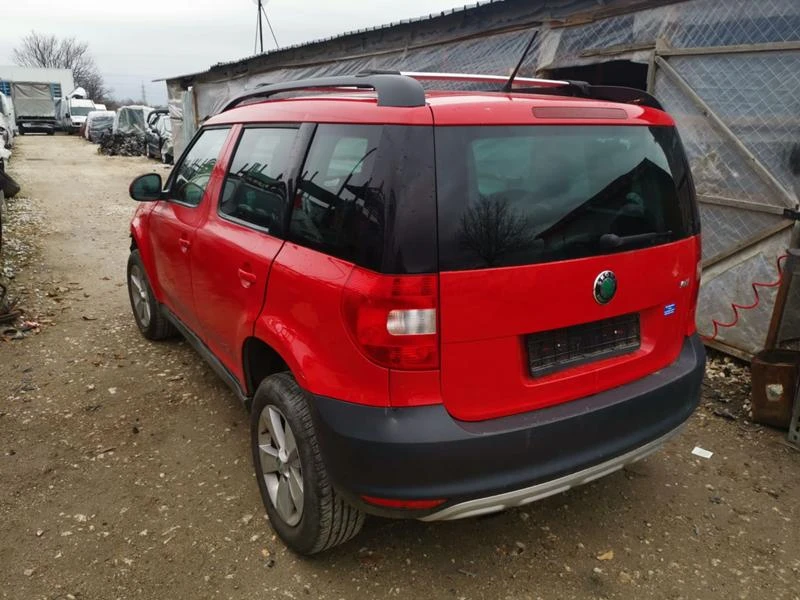 Skoda Yeti 1.2tsi, снимка 2 - Автомобили и джипове - 35256460