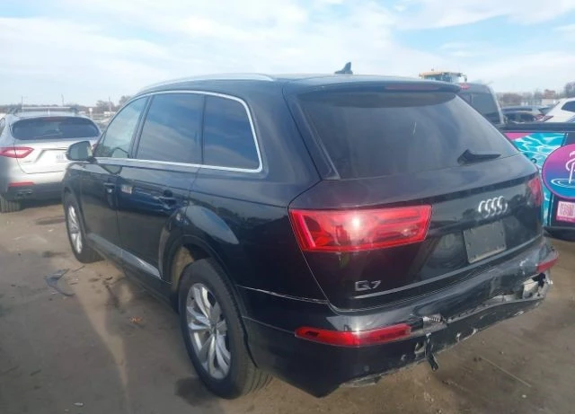 Audi Q7 2.0T PREMIUM, снимка 3 - Автомобили и джипове - 48890503