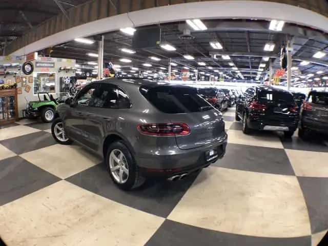 Porsche Macan * S * ОБДУХВАНЕ * PANO * NAVI , снимка 5 - Автомобили и джипове - 54182757
