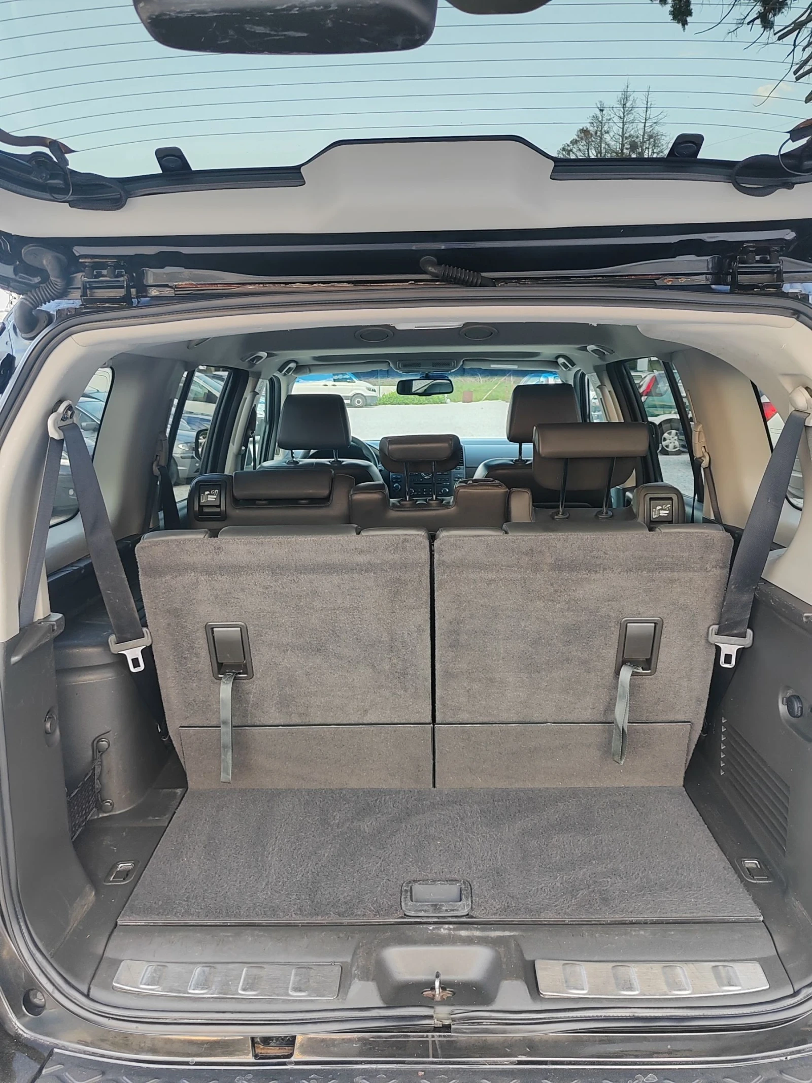 Nissan Pathfinder 2.5, 190к.с. 7 местен  - изображение 7