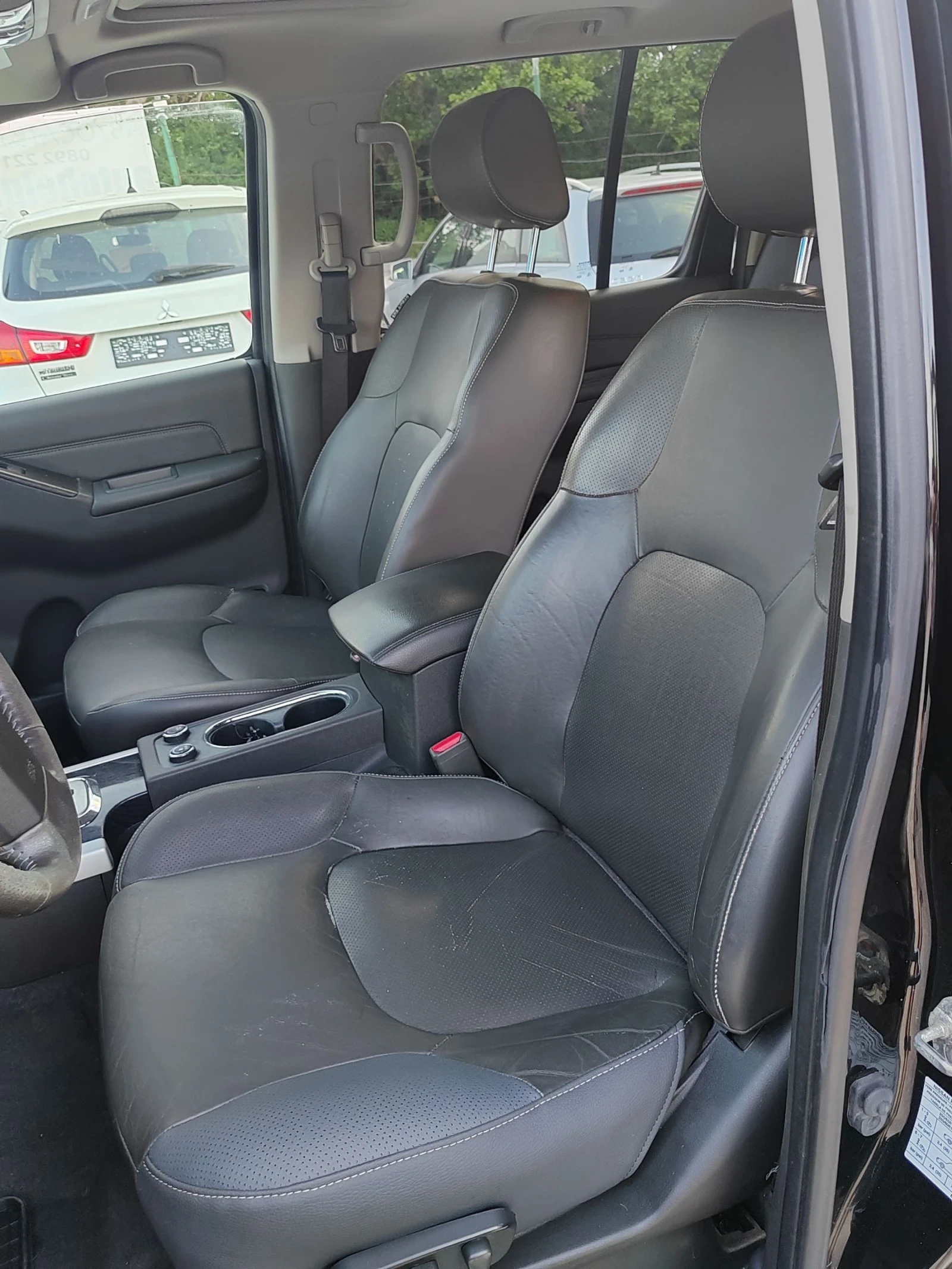 Nissan Pathfinder 2.5, 190к.с. 7 местен  - изображение 9
