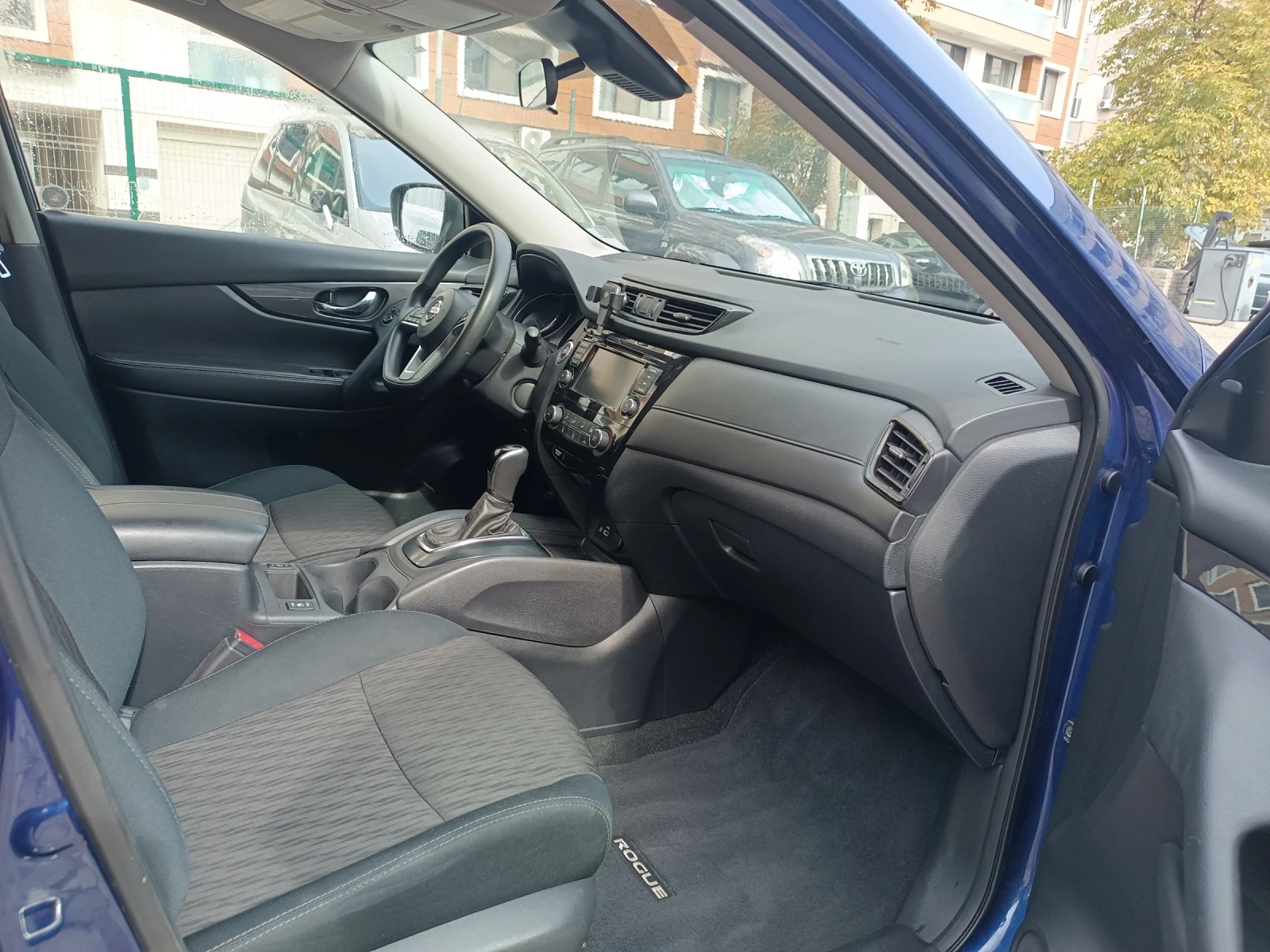 Nissan Rogue 2.5  SV | Mobile.bg   12
