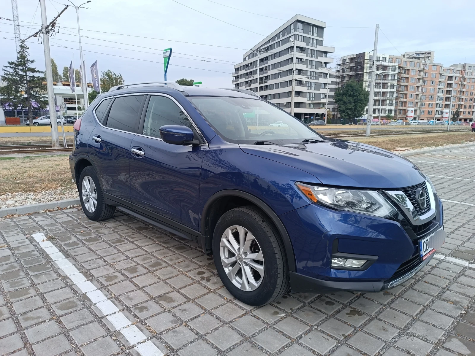 Nissan Rogue 2.5 Бензин SV - изображение 4