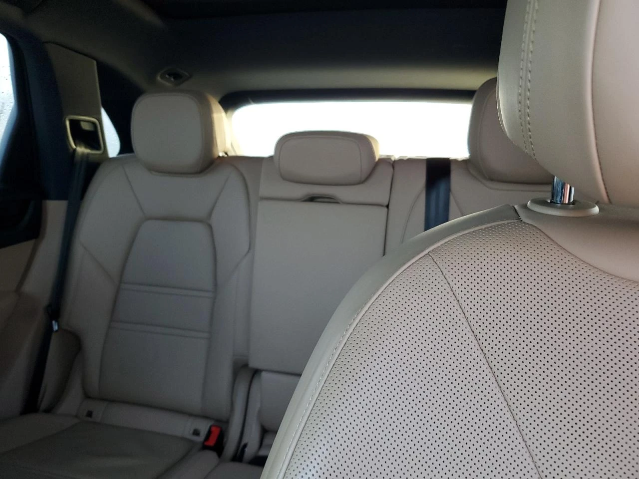 Porsche Cayenne  - изображение 10