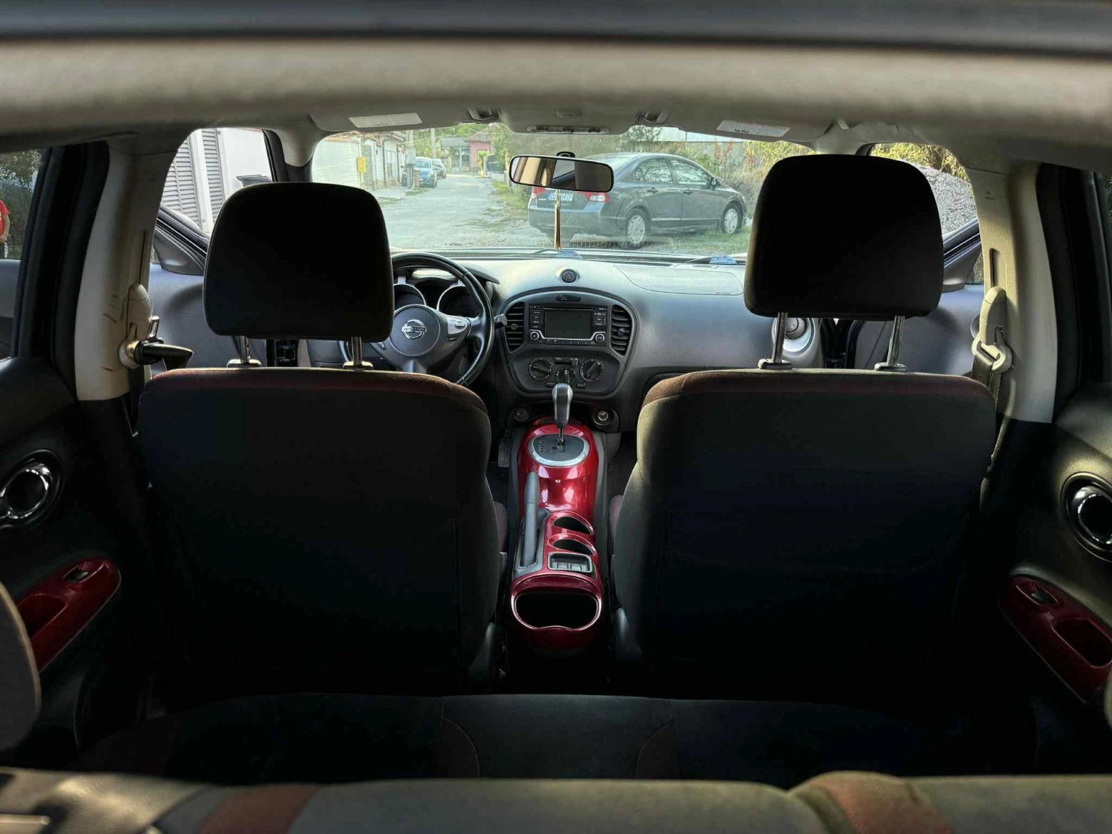 Nissan Juke, снимка 5 - Автомобили и джипове - 53759452