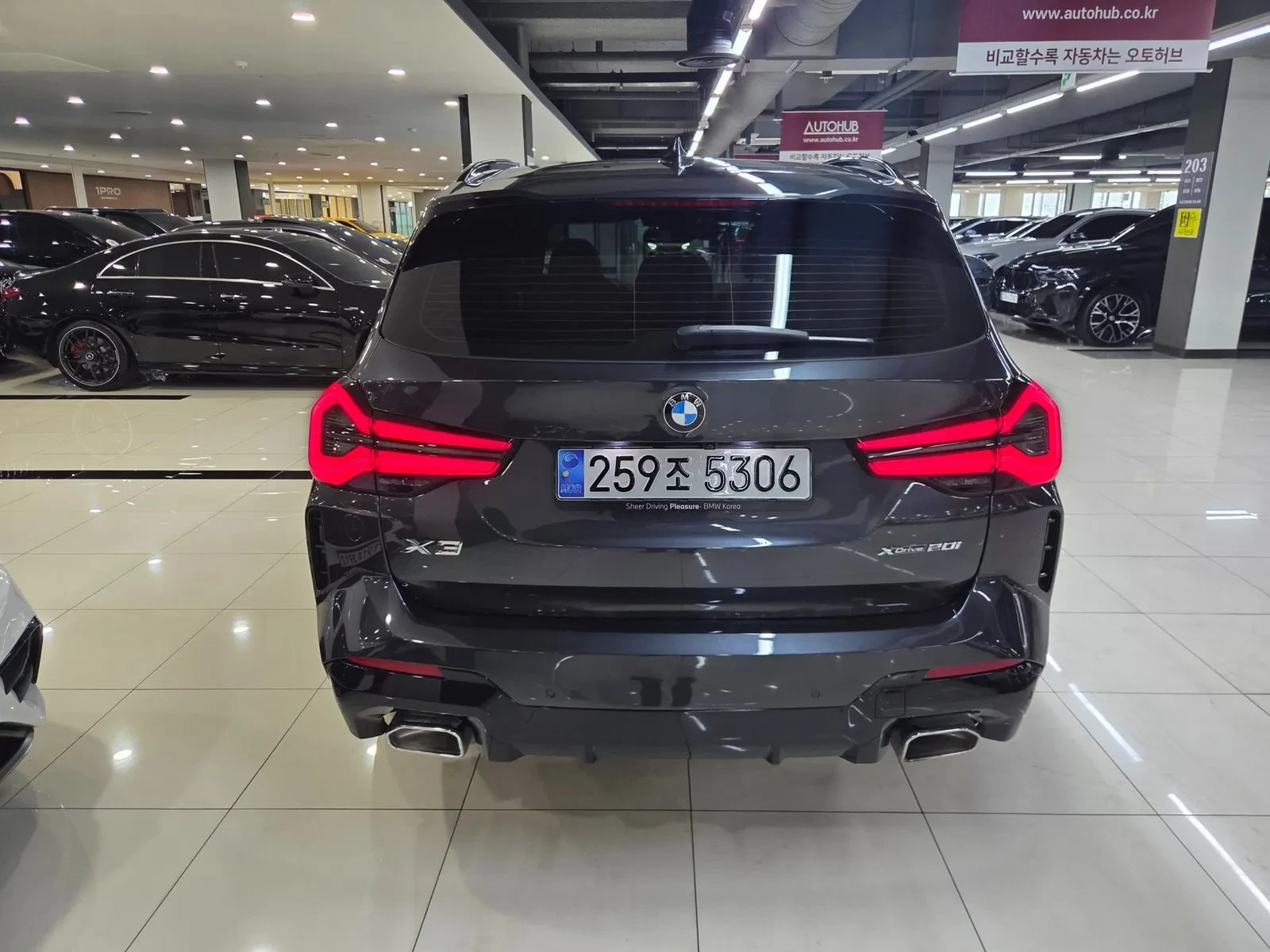 BMW X3 xDrive20i* М PACK* FULLY LOADED* Aвто Кредит* , снимка 4 - Автомобили и джипове - 54711335