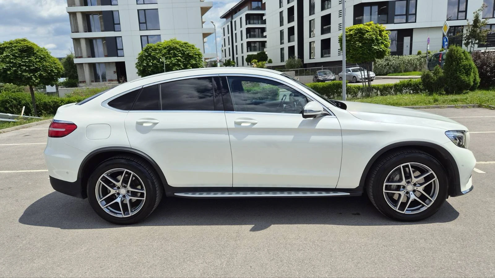 Mercedes-Benz GLC 250 coupe, снимка 3 - Автомобили и джипове - 54753567