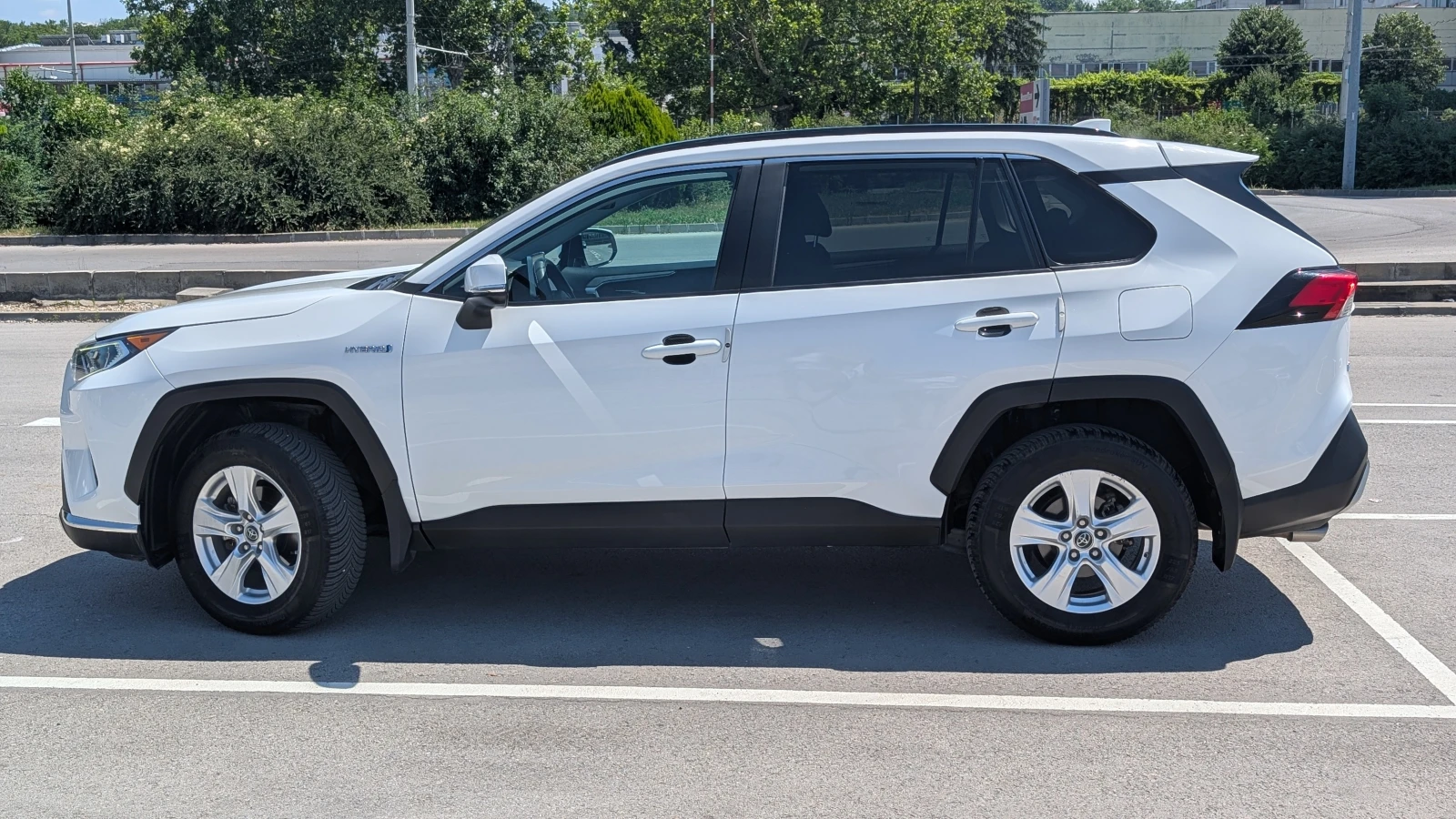 Toyota Rav4 AWD, XLE, DashCam, Android/CarPlay, Hybrid, снимка 7 - Автомобили и джипове - 55070922