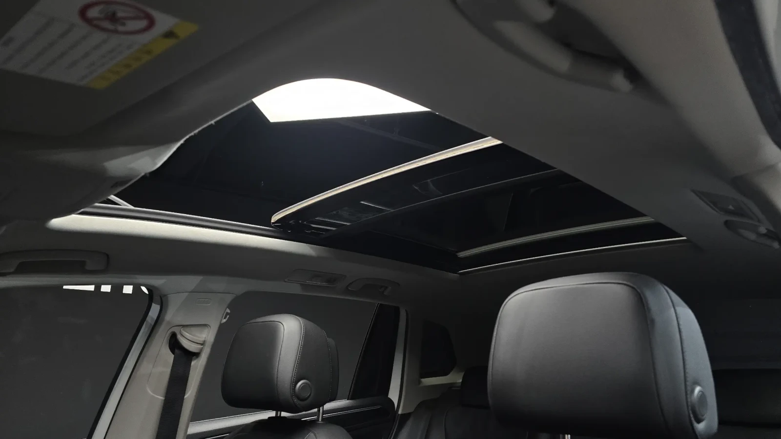 VW Tiguan 2.0TDI PRESTIGE HEAD UP/PANORAMA/360CAM, снимка 12 - Автомобили и джипове - 55189227