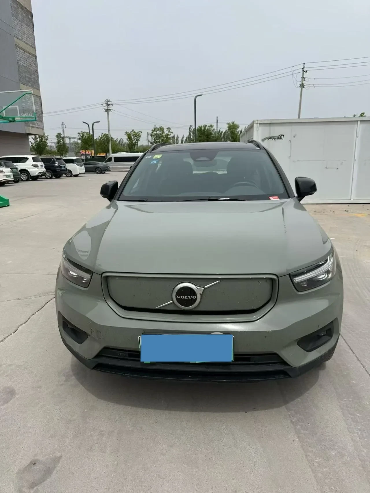 Volvo XC40 | ПАНОРАМА | ЗАДНА КАМЕРА | KEYLESS | , снимка 2 - Автомобили и джипове - 55504039